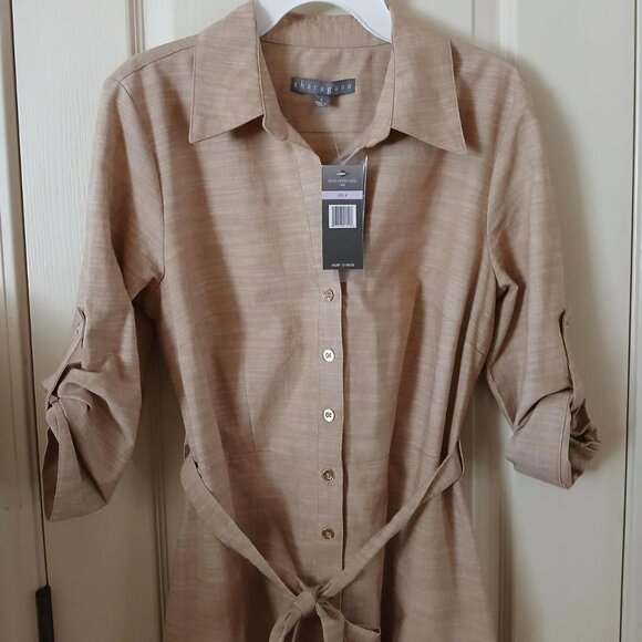 BNWT Tan button-down pleated dress with tie waist and 3/4 sleeves in size 6 - Picture 2 of 7